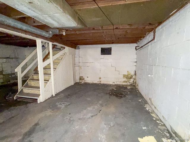 12441 Lansdowne Street, Detroit, MI 48224