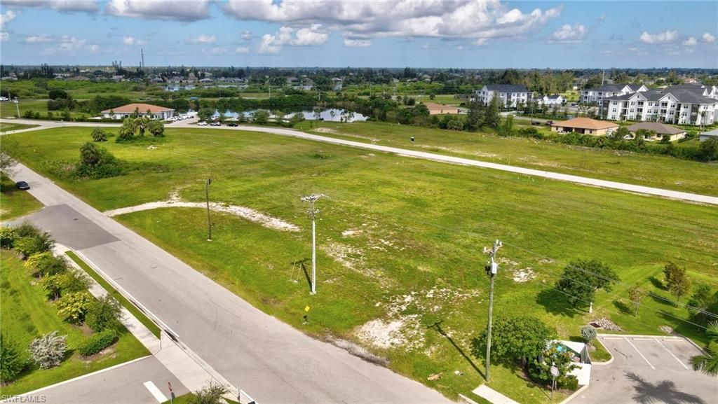1429 CEITUS TER, CAPE CORAL, FL 33991 — photo 4