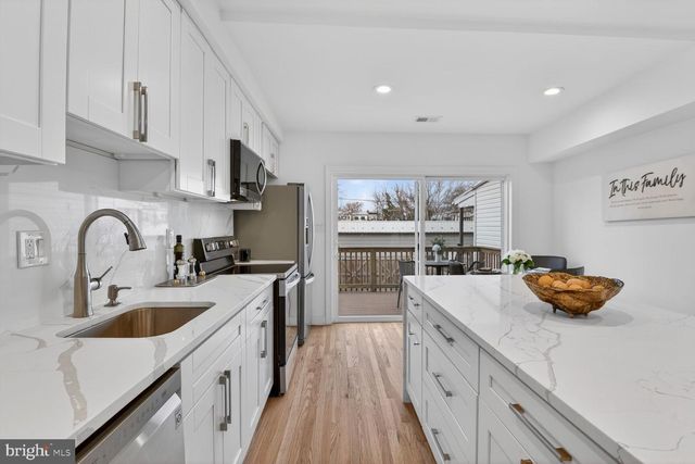 5120 7TH ST NW, Washington, DC 20011