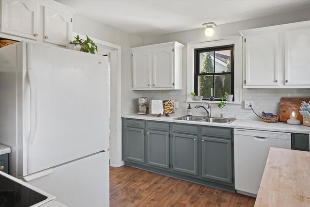 219 E Howard Street, Portage, WI 53901