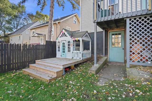 219 E Howard Street, Portage, WI 53901