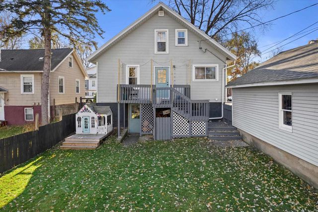 219 E Howard Street, Portage, WI 53901