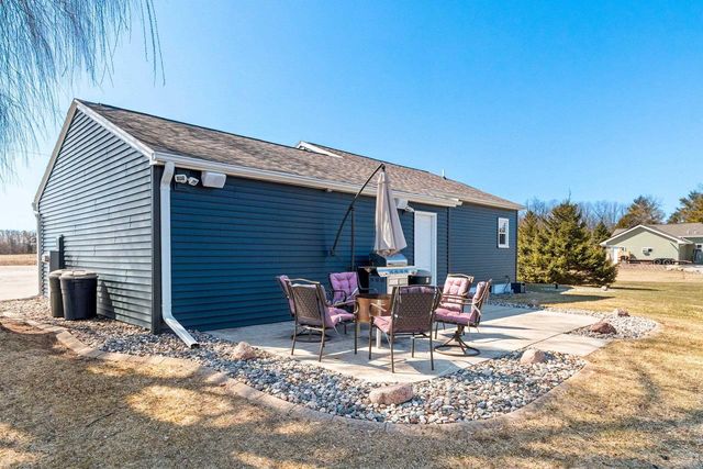 7838 N BROWN COUNTY LINE ROAD, Pulaski, WI 54162