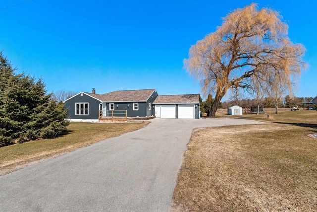 7838 N BROWN COUNTY LINE ROAD, Pulaski, WI 54162