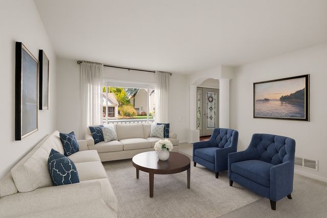 344 Rock Hall Circle, Grayslake, IL 60030