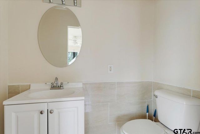 104 Mackinnon, Mount Pleasant, TX 75455