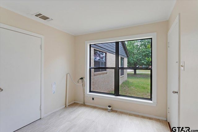 104 Mackinnon, Mount Pleasant, TX 75455