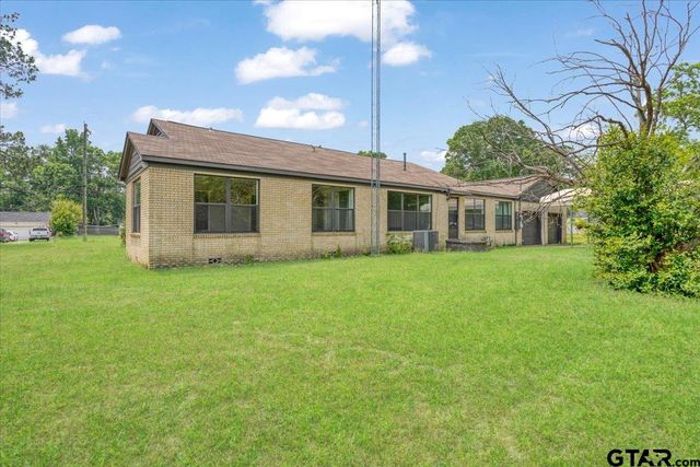 104 Mackinnon, Mount Pleasant, TX 75455