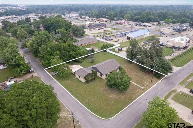 104 Mackinnon, Mount Pleasant, TX 75455