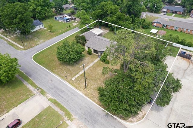 104 Mackinnon, Mount Pleasant, TX 75455