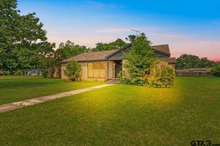 104 Mackinnon, Mount Pleasant, TX 75455