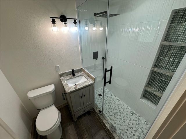 5803 E Greencraig Drive E, Houston, TX 77035