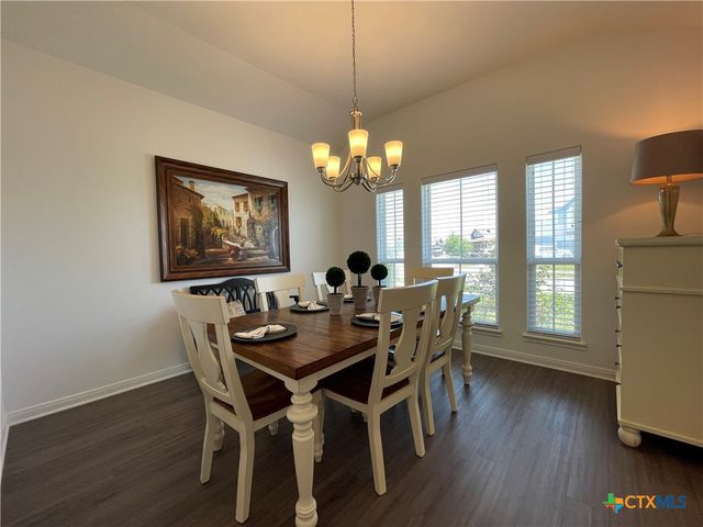 311 Brushy Creek, Victoria, TX 77904