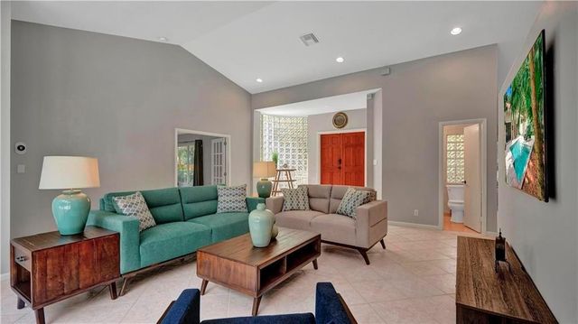 2500 SW 21st Street, Fort Lauderdale, FL 33312