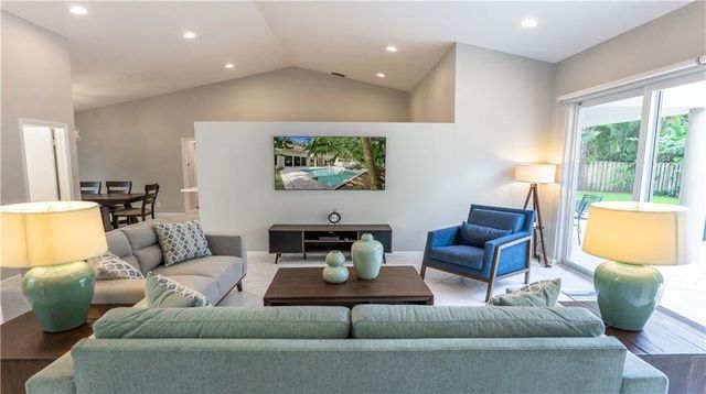 2500 SW 21st Street, Fort Lauderdale, FL 33312