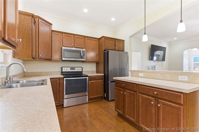 2685 Crescent Hill Drive NE, Corydon, IN 47112