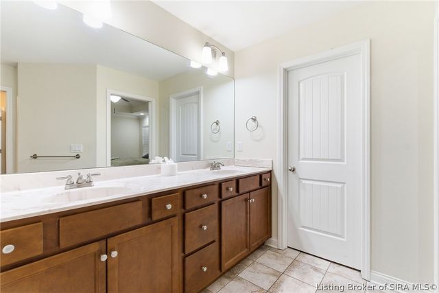 2685 Crescent Hill Drive NE, Corydon, IN 47112