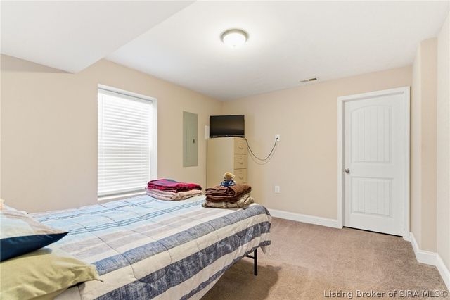 2685 Crescent Hill Drive NE, Corydon, IN 47112