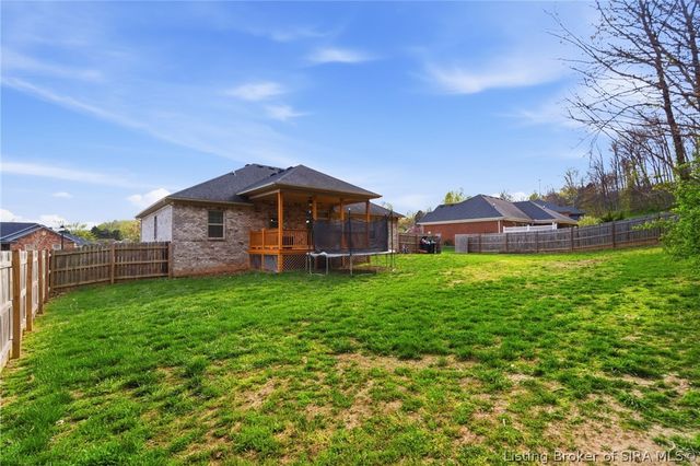 2685 Crescent Hill Drive NE, Corydon, IN 47112