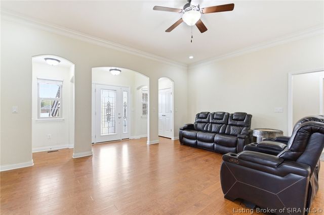 2685 Crescent Hill Drive NE, Corydon, IN 47112