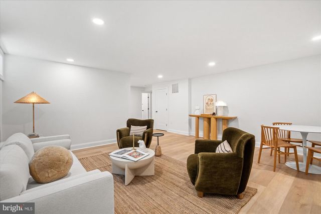 504 KENTUCKY AVE, Alexandria, VA 22305