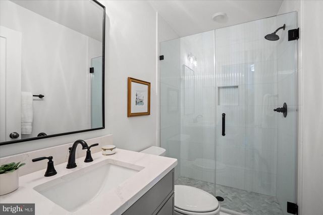 504 KENTUCKY AVE, Alexandria, VA 22305