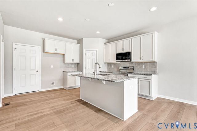 10010 Cool Spring Rd, Mechanicsville, VA 23116