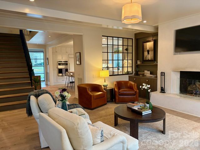 4014 Melchor Avenue, Charlotte, NC 28211