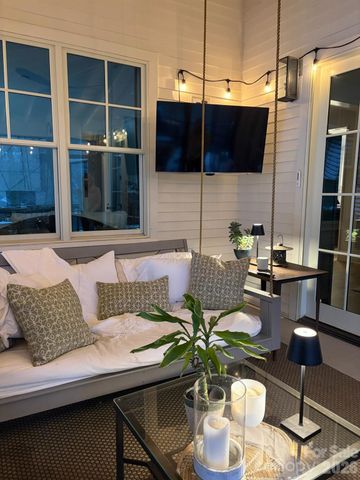 4014 Melchor Avenue, Charlotte, NC 28211