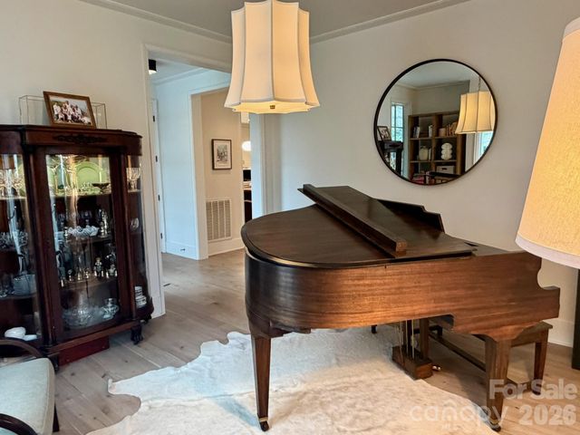 4014 Melchor Avenue, Charlotte, NC 28211