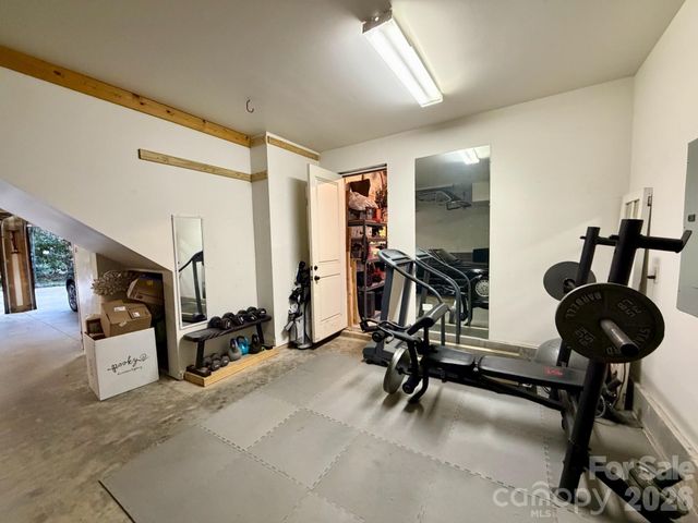 4014 Melchor Avenue, Charlotte, NC 28211