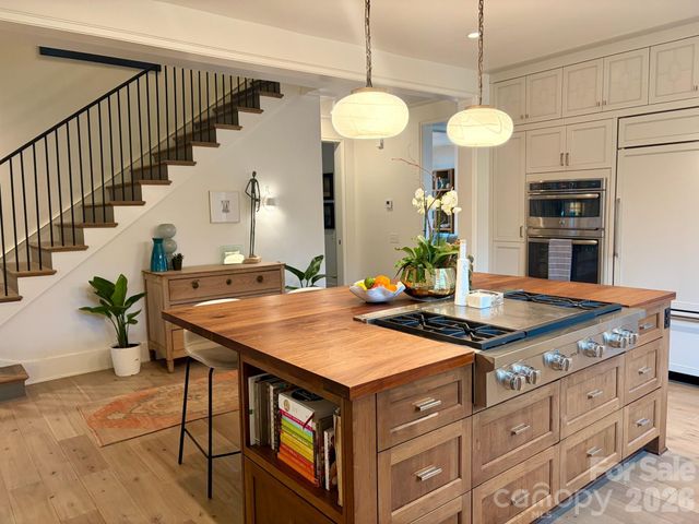 4014 Melchor Avenue, Charlotte, NC 28211