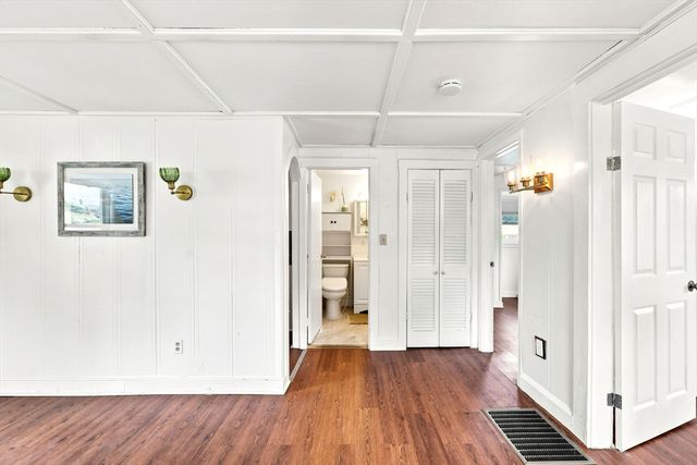 31 Perkins St, Quincy, MA 02169