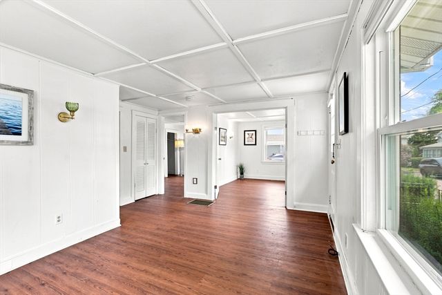 31 Perkins St, Quincy, MA 02169