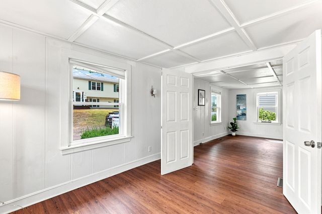 31 Perkins St, Quincy, MA 02169