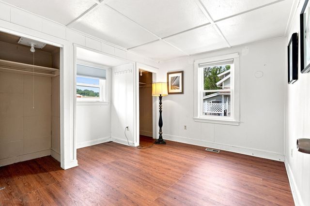 31 Perkins St, Quincy, MA 02169