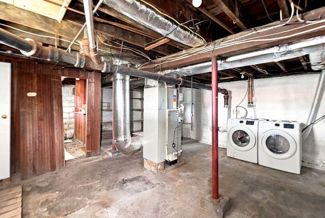 31 Perkins St, Quincy, MA 02169