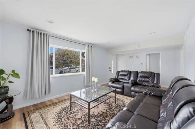 21235 Oakfort Avenue, Carson, CA 90745