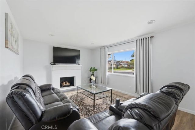 21235 Oakfort Avenue, Carson, CA 90745