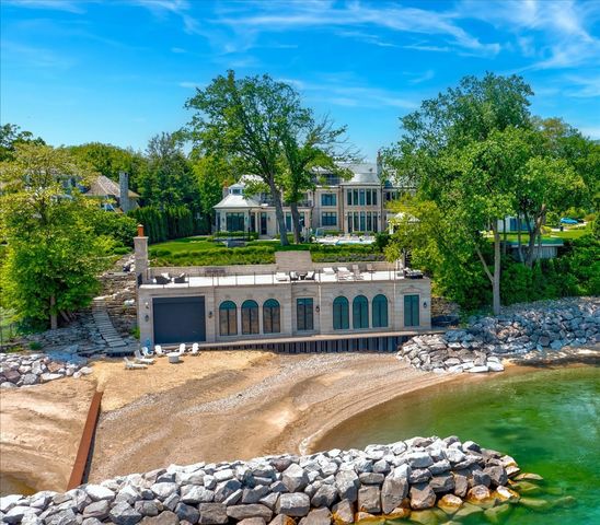 319 SHERIDAN Road, Winnetka, IL 60093