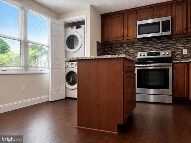 5559 HECATE CT, Fairfax, VA 22032