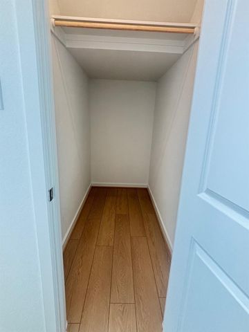 9714 Periwinkle Chase Drive, Richmond, TX 77407