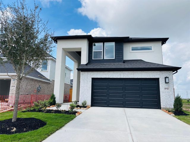 9714 Periwinkle Chase Drive, Richmond, TX 77407