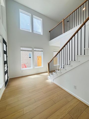 9714 Periwinkle Chase Drive, Richmond, TX 77407