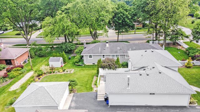 4733 S Pershing Avenue, Downers Grove, IL 60515