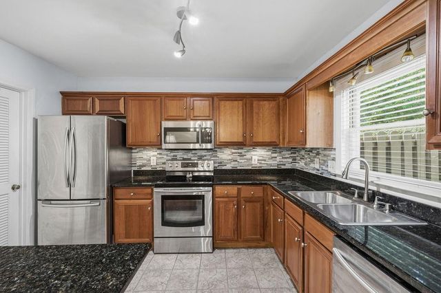 65 Mount Vernon Circle, Atlanta, GA 30338