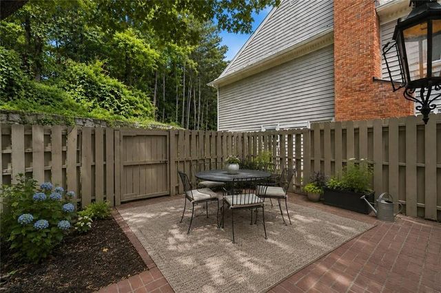 65 Mount Vernon Circle, Atlanta, GA 30338