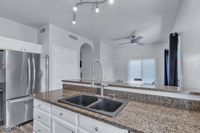 14427 S 43rd Place, Phoenix, AZ 85044