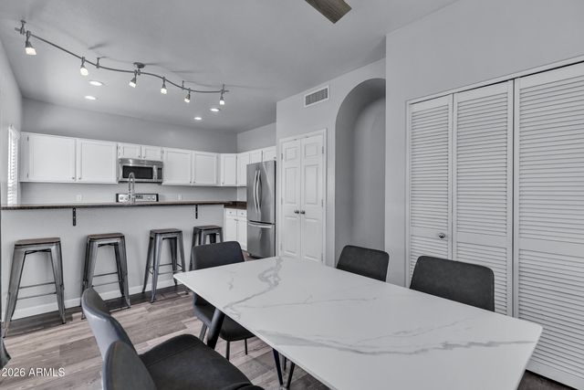 14427 S 43rd Place, Phoenix, AZ 85044