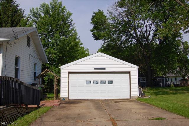 669 Scott Place NW, Massillon, OH 44647